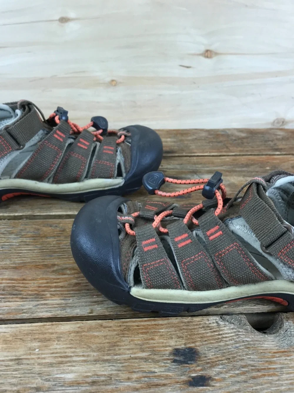 Keen Kids Sandals Boy/Girl Brown Approx Sz 1 Water Sport Shoes Newport Unisex